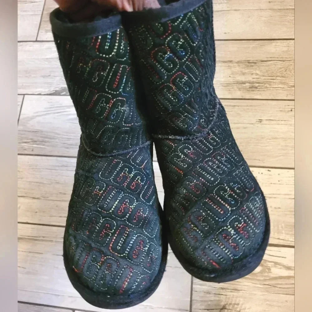 UGG Graphic Stitch class II short boots rainbow colorful black suede leather 6